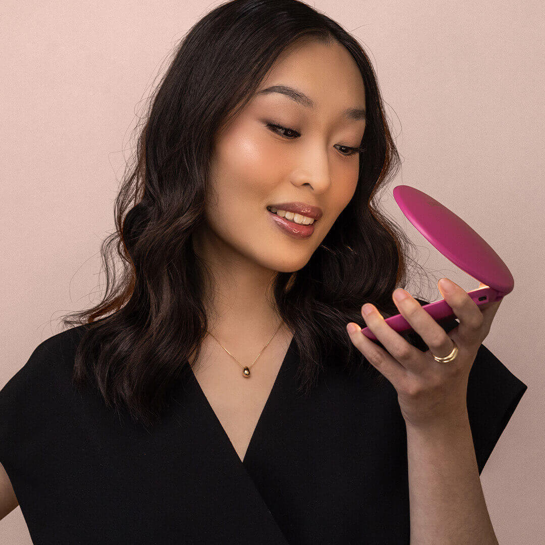 Taylor LED Compact Mirror